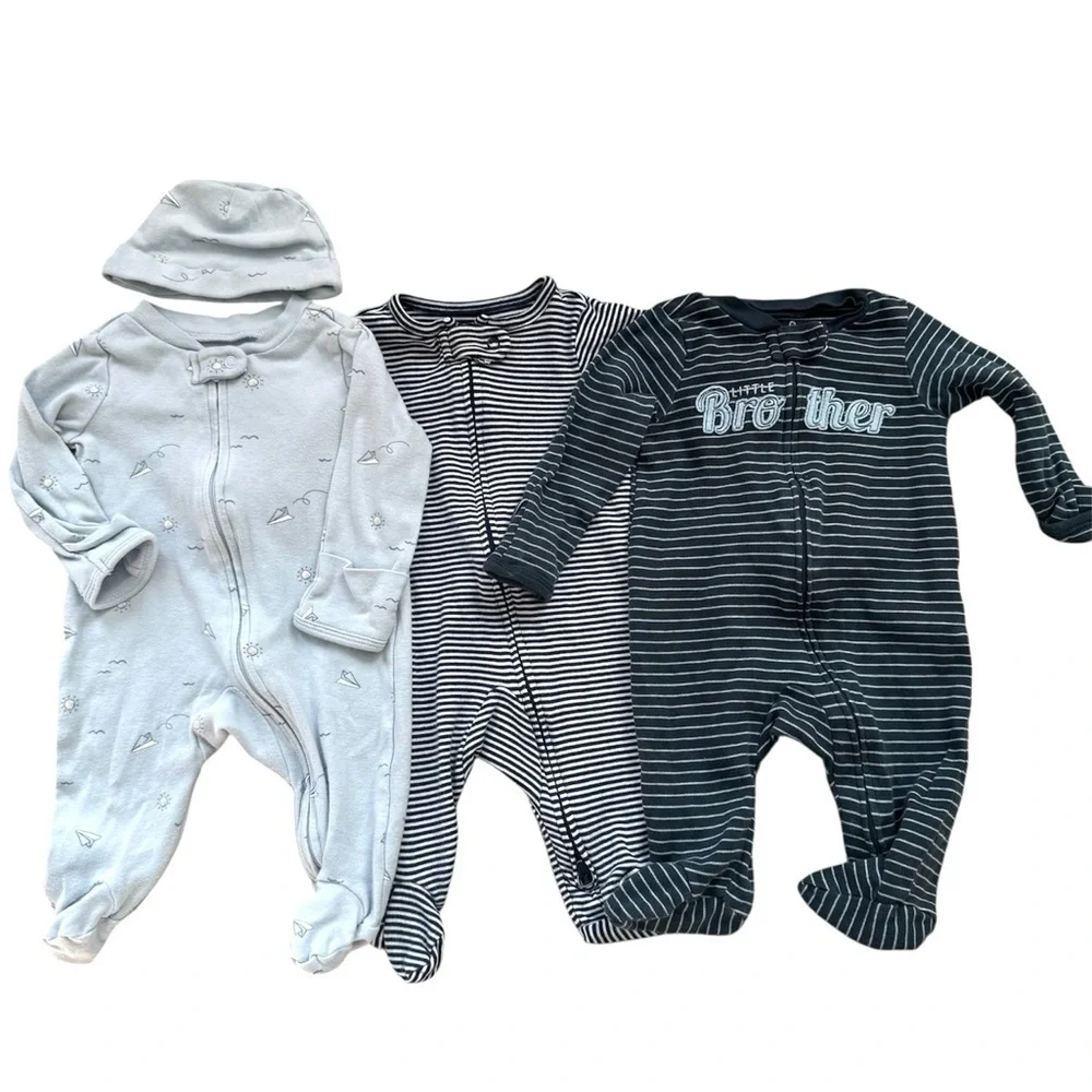 Carter’s Baby Boy 3-Pack bundle Footed Zip Sleepers Pajamas Blue Striped Size 3M